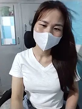 Donatella28 现场聊天室