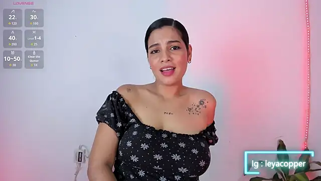 Leyacopper_ Cameră chat live