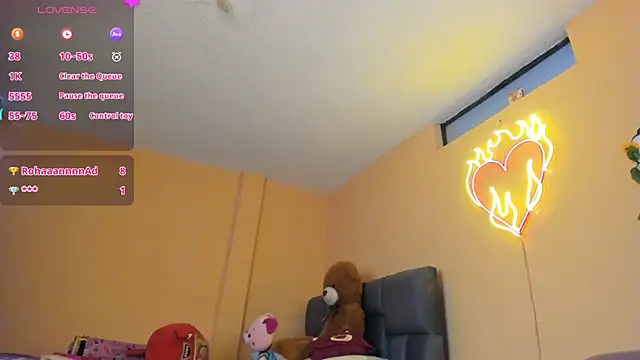 Keniia_rizz's Live Chat Room