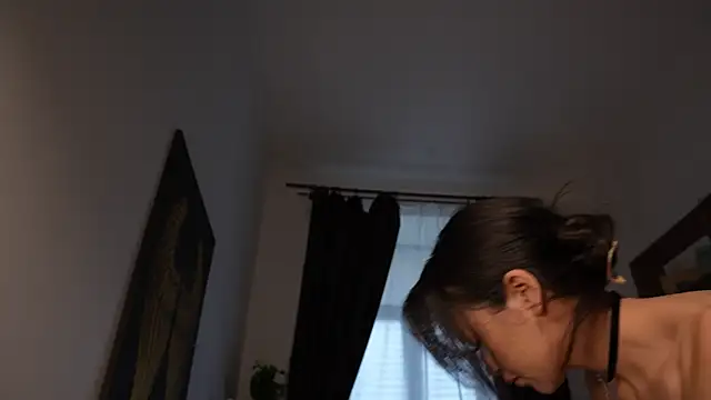OnieClose's Live Chat Room