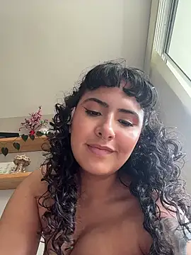 חדר צ'אט בשידור חי של SugarTroubl33