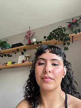 SugarTroubl33 Live Chatraum