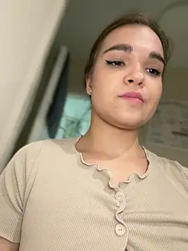 BabyShy- Adlı Modelin Canlı Sohbet Odası