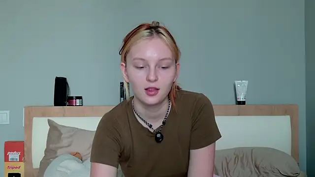 AngelWisee's Live Chat Room