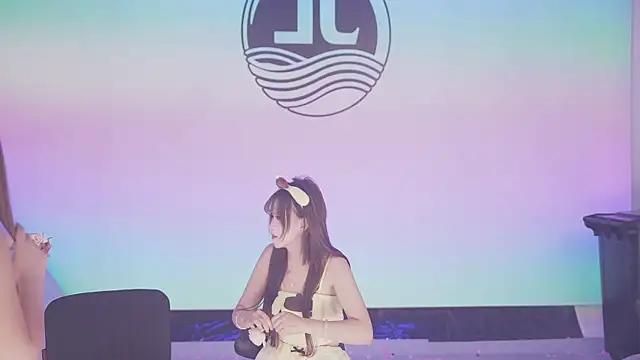 sweetgirls888 Live Chatraum