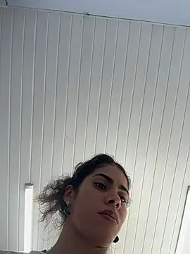 bruxinha01's Live Chat Room