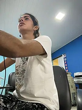 Chat ao vivo de bruxinha01