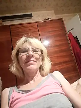 Georgette466's Live Chat Room