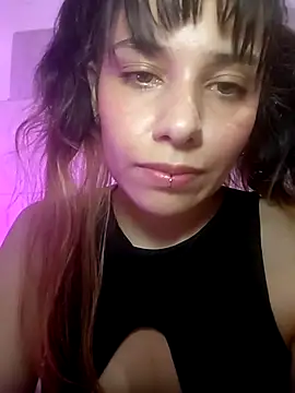 Hairy_ptt Adlı Modelin Canlı Sohbet Odası