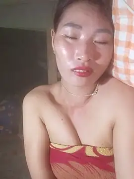 HGiasexy69 Adlı Modelin Canlı Sohbet Odası