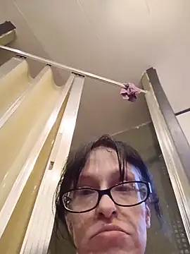 Chat soba uživo modela MetalGoddess