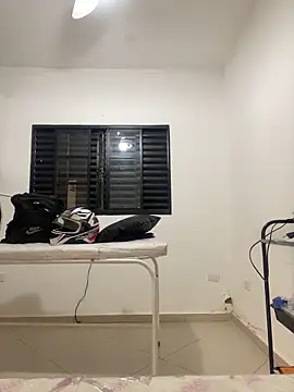 sabrinaneves Adlı Modelin Canlı Sohbet Odası
