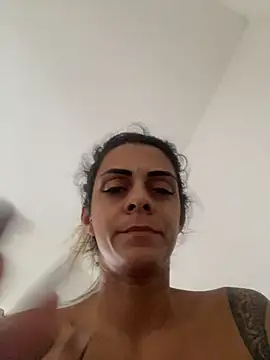 sabrinaneves লাইভ চ্যাট রুম