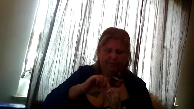 Sala de chat ao vivo de Sylviastar46