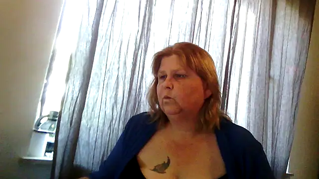 Sylviastar46 Adlı Modelin Canlı Sohbet Odası