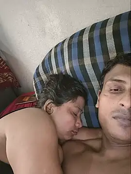 Priyadiwani লাইভ চ্যাট রুম