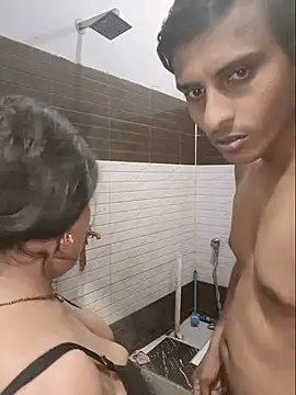 Priyadiwani Live chatroom