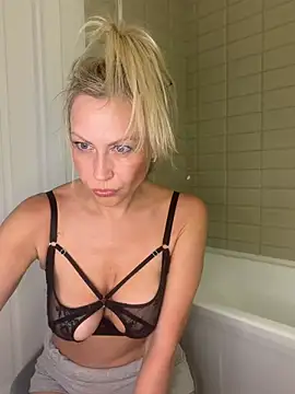 Elle_Milfan Live chat-huone
