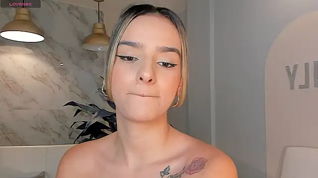 LaurentRosse1 Adlı Modelin Canlı Sohbet Odası