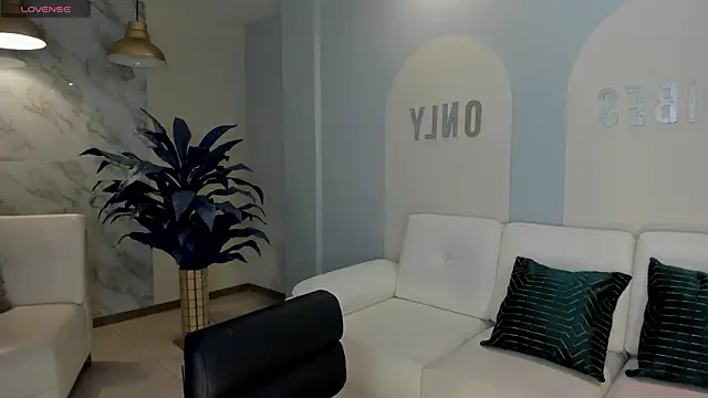 Živá chatovací místnost LaurentRosse1