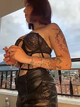 AngelVermello's Live Chat Room