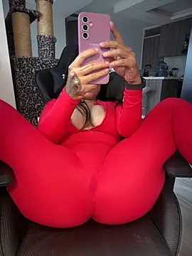 Sala de chat en directo de Natural_BIGASS_Nina