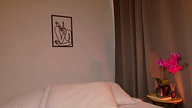 SeleneNova Adlı Modelin Canlı Sohbet Odası