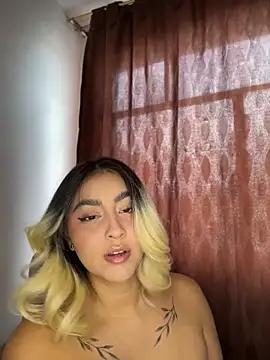 Chat ao vivo de Elina_Hills