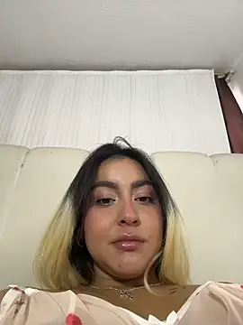 Elina_Hills Cameră chat live