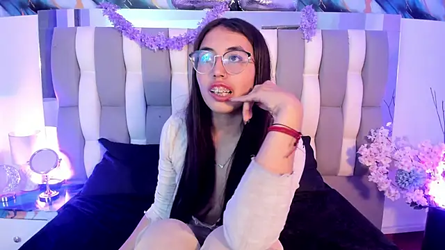 Sala de chat en directo de Valk_submissive