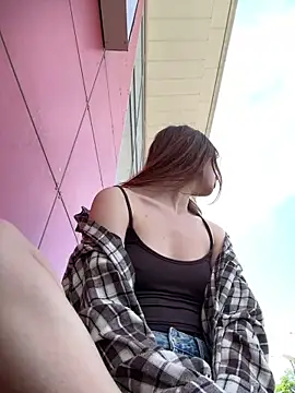חדר צ'אט בשידור חי של LilluKatten