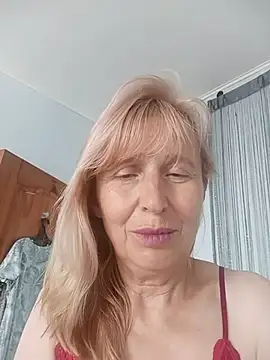 TrinaAdair – live chatrum