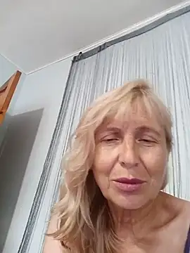 Chat ao vivo de TrinaAdair