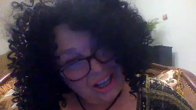 Milaniya606 live-chat rom