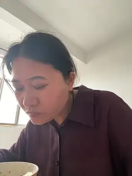 daaqnn Adlı Modelin Canlı Sohbet Odası