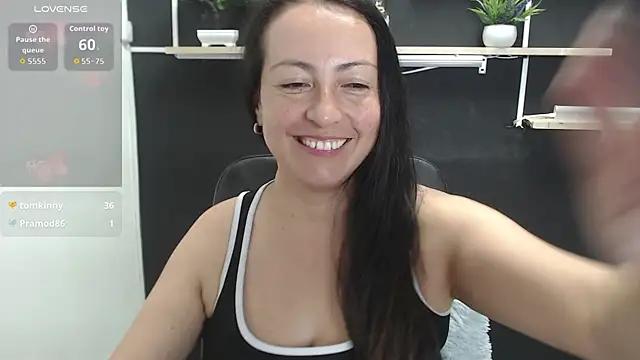 Lauryn_Jones Live Chatraum