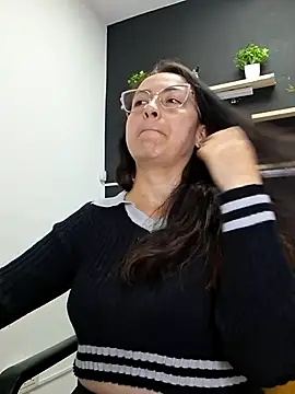 Živá chatovací místnost Lauryn_Jones
