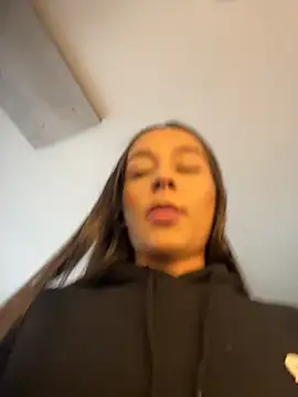 Sala de chat ao vivo de Brunettecollins05