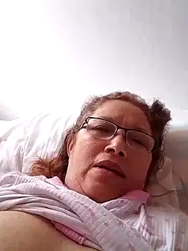Živá chatovací místnost Cessi50