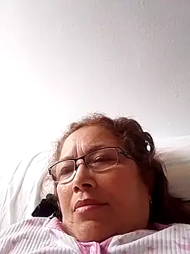 Cessi50's Live Chat Room