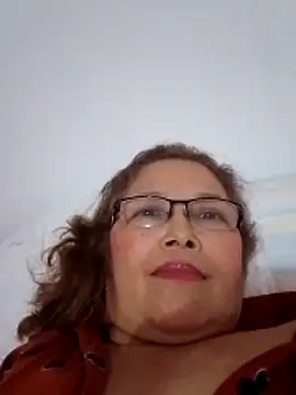 Cessi50's Live Chat Room