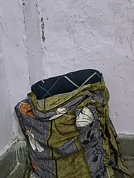 Hey_shiviii লাইভ চ্যাট রুম