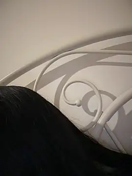 JIORYOvO Live Chatraum