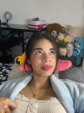 Milleradhara24 Live Chatraum