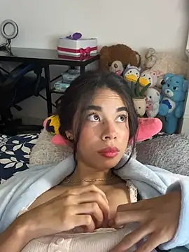 Milleradhara24 Live Chatraum