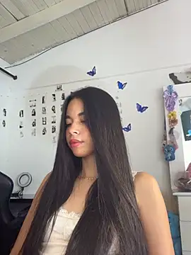 Živá chatovací místnost Milleradhara24
