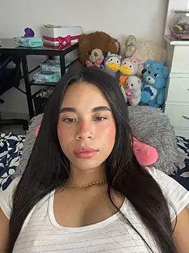 Milleradhara24 Live chatroom