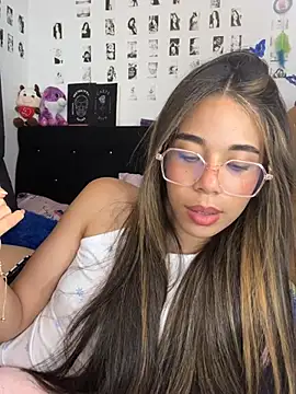 Chat ao vivo de Milleradhara24