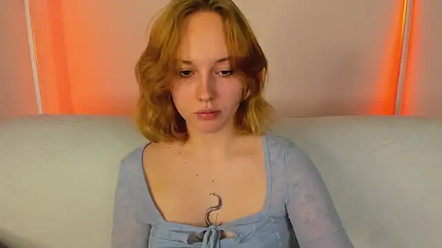 Sala de chat en directo de RikkiChoco