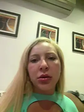 Juuhschmitt – live chatrum